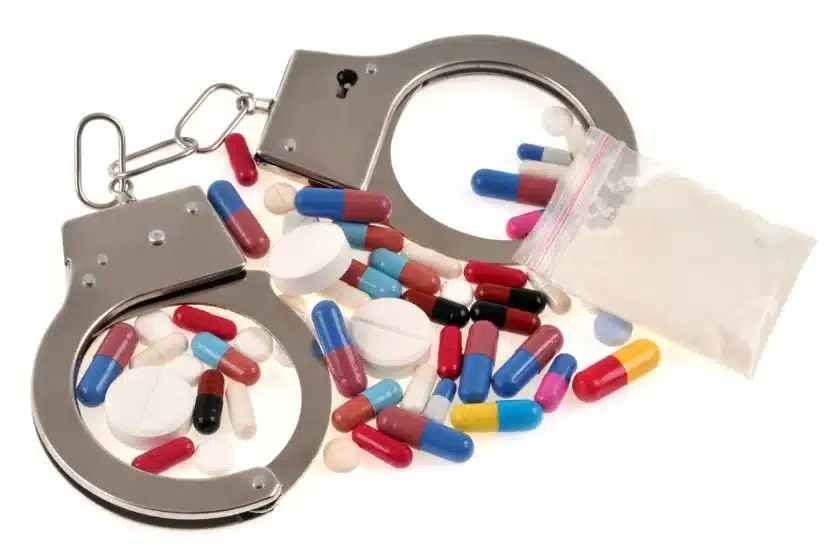 جرائم المخدرات في الإمارات