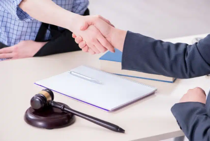 أفضل محامي تعويض في الشارقة