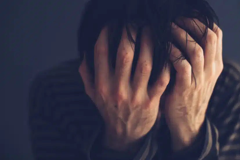 مخاطر إدمان المخدرات